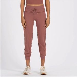Vuori Daily Jogger Pants joggers
